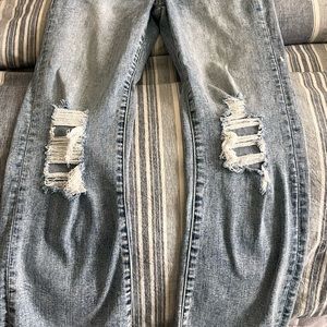 Vintage washed jean size 2/4 runs small narrow